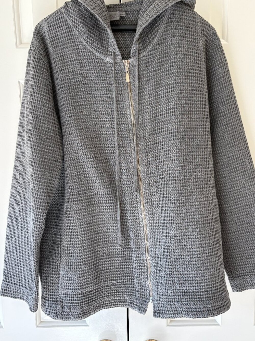 NWOT Focus Hooded Full Zip Gray Waffle Jacket Sz L